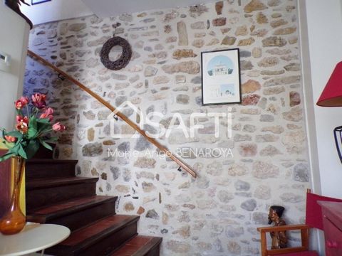 Idéal primo acquérant, résidence secondaire ou rapport locatif (airbnb) A 10min de Lézignan, dans le joli village touristique de Fabrezan, cette adorable maison saura vous charmer. Vendue meublée, vous apprécieriez tout d'abord sa magnifique rénovati...