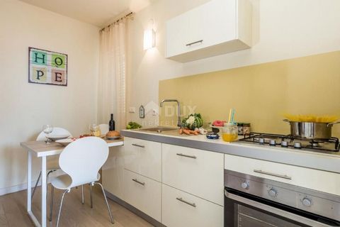 Location: Ličko-senjska županija, Novalja, Novalja. PAG ISLAND, NOVALJA, 2 bedroom apartment fully furnished. We are selling a 2 bedroom apartment in Novalja with a total living area of 60 m2, on the first floor of a residential building consisting o...