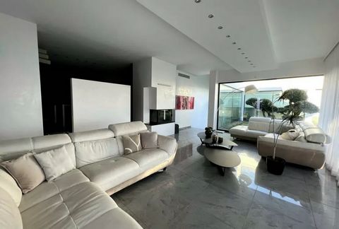 photo no. 2