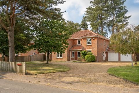 Set within a Norfolk village with woodlands on the doorstep and open farmland nearby, this home feels refreshingly rural and peaceful, yet you can walk to the primary school, village hall, church and a renowned gastropub. You’re also only fifteen min...