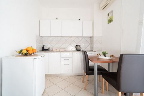 Apartments Milic are located in small place Karin Gornji, approximately 45 kilometers away from Zadar. A common BBQ grill is at your disposal, which makes this place a perfect spot for a nice and relaxing vacation. Private parking is provided,reserva...