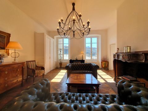 Charmant appartement de prestige dans un hôtel particulier d'exception