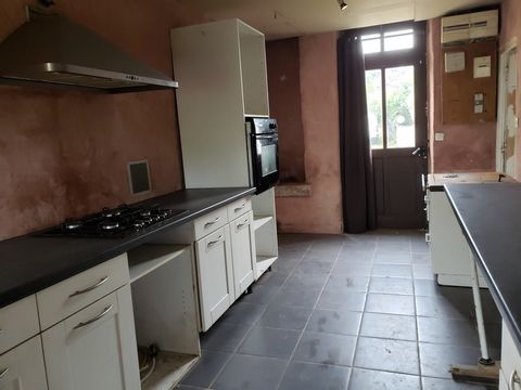 Dpt Nièvre (58), à vendre GUERIGNY maison P3 - Terrain de 620