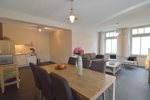 Dit appartement, gelegen in het dorp Posterholt, biedt een warme, huisdiervriendelijke sfeer met alle comfort van thuis. Het is zorgvuldig ontworpen voor optimaal gemak en beschikt over brede deuropeningen en een aangepaste badkamer, waardoor het vol...