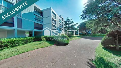Quartier du port - Appartement traversant avec terrasse et emplacement parking