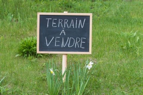 Terrain constructible 680 m2