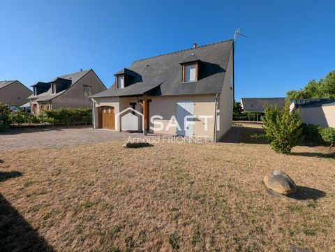 BEAU POTENTIEL - GRANDE MAISON DANS LE BOURG DE TRELAZE