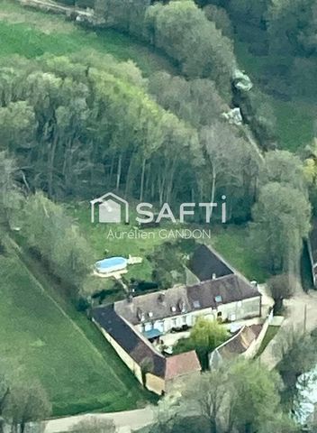 Magnifique maison au calme avec dépendance, piscine et jardin boisé.