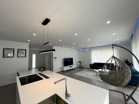 photo no. 1