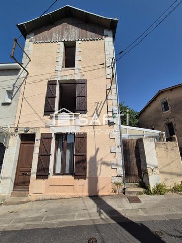 Maison de ville proche de la gare et du centre ville de POITIERS