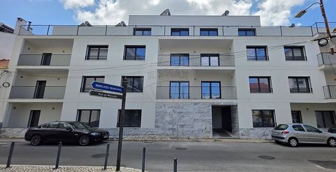 Foto reportagem em breve Apartamento T3 novo a 20 minutos de Lisboa. Aceite o convite e venha conhecer este fantástico apartamento composto por: - Sala  - Cozinha  - Três quartos  - Lugar de parqueamento Este empreendimento, localizado na freguesia d...