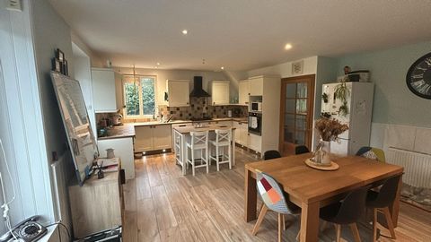 Maison au calme au milieu des champs avec gîte