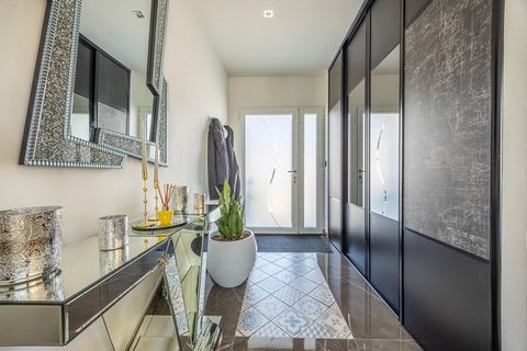 MAISON FAMILIALE DE PLAIN-PIED 3 CH GARAGE PISCINE