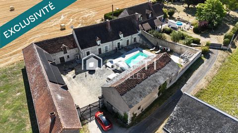 Magnifique corps de ferme rénové avec piscine, dépendances et terrain à exploiter – 2535 m²