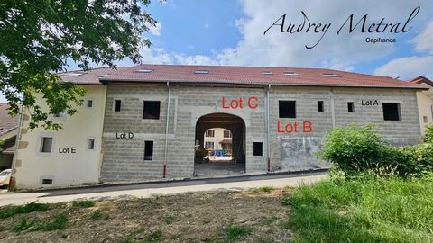 Maison mitoyenne à vendre à MENTHONNEX SOUS CLERMONT (74) à 50 min de Genève, 25 min d'Annecy
