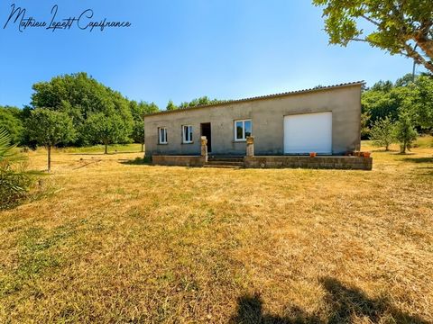Maison à vendre 6 pièces 4 minutes centre de VERGT (24) terrain 4011 M² sans voisin