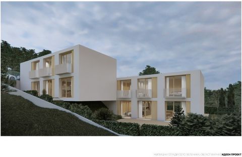 HOLDING GROUP real estate presenteert onder uw aandacht een eengezinswoning met een aankomende bouw in het Zelenika-gebied. Op een perceel grond met een oppervlakte van 922 m². Er worden twee woningen met twee verdiepingen gebouwd. Ze komen op twee v...