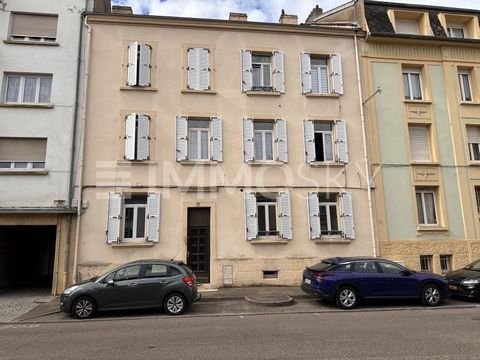 M5731139 Exclusive ImmoSky F1 of 37m2 with terrace in small renovated building of 5 apartments near the canal, offering a large entrance, access to the furnished kitchen and its lounge area and 1 bedroom or a larger living room, the shower room with ...