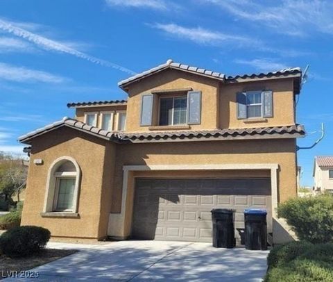 Welcome to the community of Ann Losee!*** This stunning 2 story home is a must see!*** It features 4 bedrooms and a loft upstairs, 3 full bathroom upstairs and 1/2 bath downstairs.*** A front room/dining combo with vaulted ceiling, a beautiful kitche...