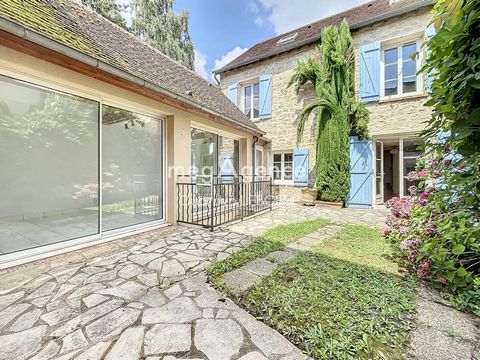 Maisons en pierre divisible avec grand jardin