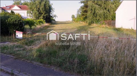 Grand terrain constructible à LAUDREFANG