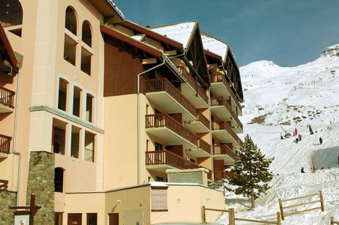 Your residence: Situated overlooking the resort, the Pierre & Vacance Le Tabor Residence is designed in typical regional style. It has exceptional panoramic views of the mountains from the balconies. The welcoming and comfortable self catering ski ap...