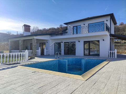 Dobrich. Brand New 3-bed, 3-bath house with Sea view and pool in Balchik IBG Real Estates is pleased to offer this exceptional property, located in the sea town of Balchik. Balchik is favorite for its Palace surrounded by beautiful Botanic Gardens, i...