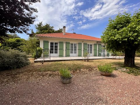 EXCLUSIVE TO BEAUX VILLAGES! Situated in the picturesque village of Verteuil Sur Charente, overlooked by its castle and bordered by 'La Charente' with its shops, bars, restaurants and schools, this 3 bedroomed bungalow is in very good condition. This...