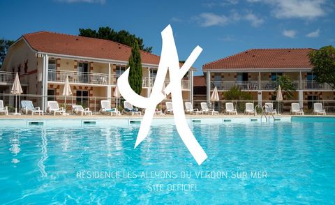 Ideally located at the tip of the Médoc, between the Gironde estuary and the ocean, the Les Alcyons residence welcomes you in the natural setting of Verdon sur Mer. A destination rich in varied landscapes: marshes, forests, beaches, dunes... Come and...