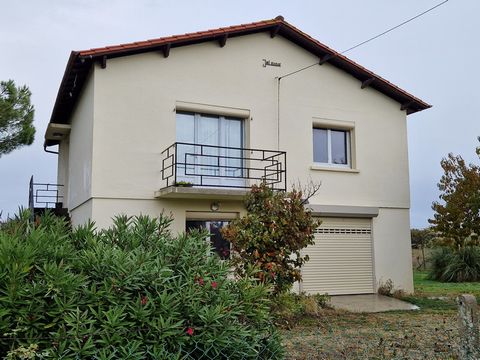 Dpt Charente Maritime (17), à vendre proche de LOULAY maison P5
