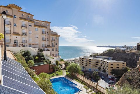 We are pleased to present this beachfront penthouse with unbeatable views of the Mediterranean. Enjoy living right by the famous Carvajal beach with its many chiringuitos, restaurants and cafés. The home consists of two bedrooms, a fresh bathroom, a ...