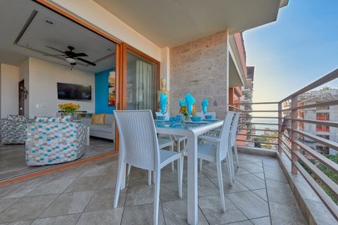 Condominium for Sale in Amapas Puerto Vallarta Jalisco Experience luxury living at its finest at Residences by Pinnacle one of the most attractive buildings in Old Town. This stunning 2 bedroom 2 bathroom condo offers a turnkey experience with stunni...
