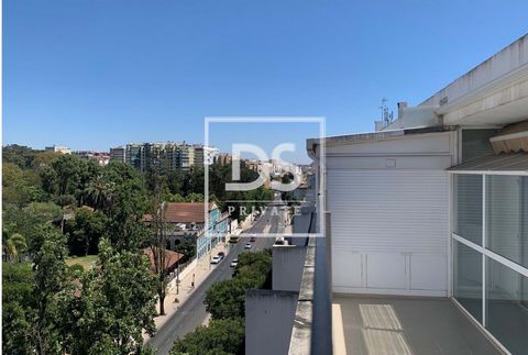 Wunderschí¶nes T2+1-Penthouse in Lumiar, mit einer unglaublichen Terrasse mit atemberaubendem Blick í¼ber den Park Quinta das Conchas und einem Balkon nach Osten. Hervorragend fí¼r die Realití¤t von Lissabon. Diese fantastische Wohnung befindet sich ...