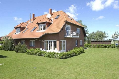 Beautiful holiday apartment for 4 people, 70 square metres, Wulfen, the Baltic Sea island of Fehmarn, right by the Fehmarn golf park and around 500m to the beach.