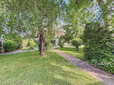 Maison à vendre 6 pièces 163 m², 4 chambres, jardin et garage ORLEANS (45) QUARTIER CORNE DE CERF