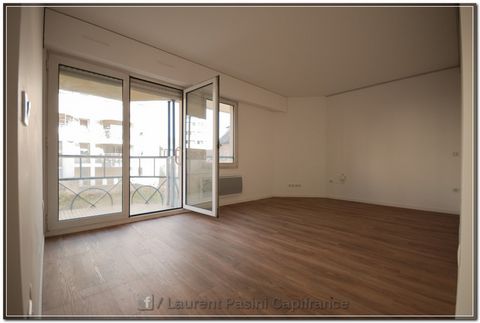 Dpt Pyrénées Atlantiques (64), à vendre PAU appartement T2 Résidence Senior