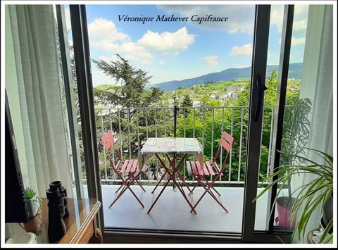 BEL APPARTEMENT T4 AVEC VUE DEGAGEE SUR LE PILAT