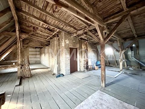 Bent u op zoek naar uw volgende droomhuis? Profiteer van de unieke kans om een dakdeken op een toplocatie in Schöneweide te kopen en om te toveren tot een exclusief penthouse of een winstgevende kapitaalinvestering. Het potentieel van deze dakdekker ...