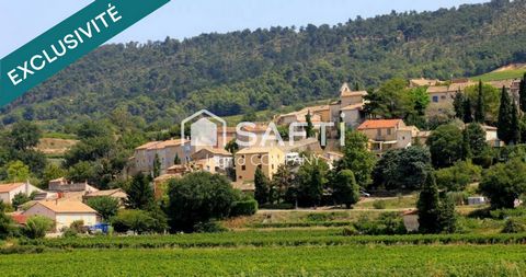 Terrain constructible au pied des ruelles du village