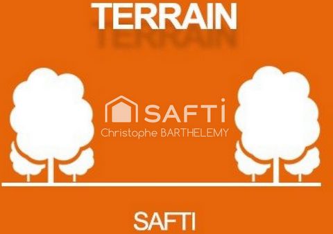 Terrain constructible 1232m2 libre de constructeur à l'écart de la route