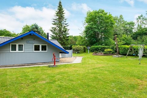 Holiday cottage in beautiful surroundings, heated by e.g. air-solar panel which means that there is a very good indoor climate. The decor is modern with a personal touch. Kitchen and bath have been tastefully renovated in 2004. Large, landscaped gard...