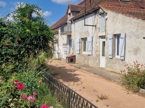 Fermette rénovée, grange et terrain de 5000 M2