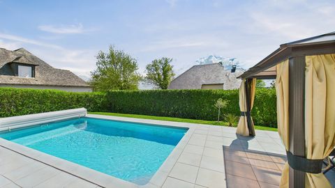 Maison d'architecte de 200 m² avec piscine - La Primaube