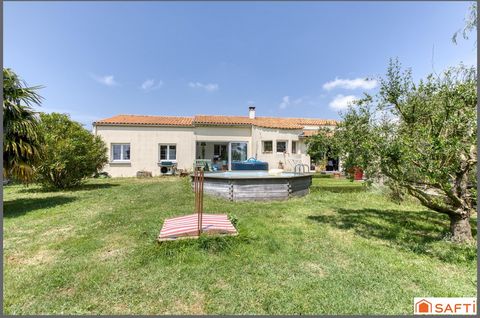 Villa 150 m2 environ avec jardin arboré 4400 m2
