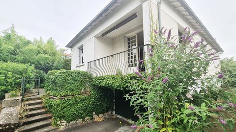 ? Maison non mitoyenne avec grand jardin à 20 min à pied du centre-ville de Niort