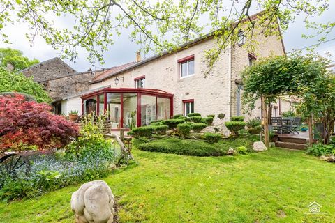 Maison à vendre maison ancienne rénovée 8 pièces proche de FONTAINE FRANCAISE (21) terrain de 1253 m2