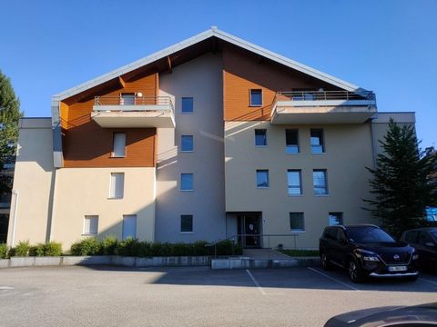 EXCEPTIONNEL A SAISIR APPARTEMENT ( de 2016 ) rdc, 2 chambres à METABIEF en centre village
