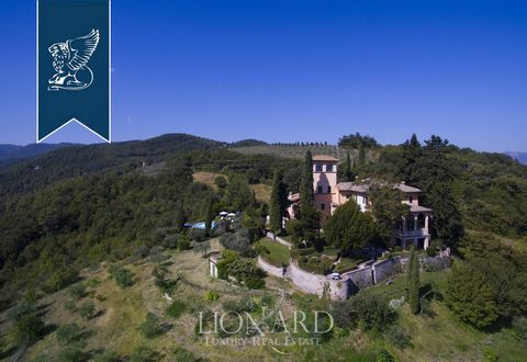 On the crest of a hill facing Perugia there is this lovely period estate, offering a breathtaking view over the whole Umbrian Valley currently up for sale. The internal surface of this estate sprawls over 1,500 m² and encompasses three levels. It exh...