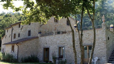 Charming fully restored stone built country home situated in a private position in the hills of Pieve Santo Stefanoa, circa 8 minutes’ drive from the town and services. The property consist of a main building, free standing, on three storeys; The gro...