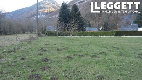 61689CMC31 - One of 3 plots available. If you are searching for somewhere to build your dream home in France, then this piece of land may be just what you are looking for. Situated in a quiet location on the outskirts of a traditional village in the ...